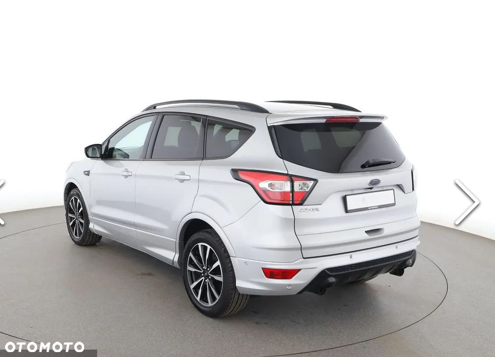 Ford Kuga 1.5 TDCi FWD ST-Line - 6