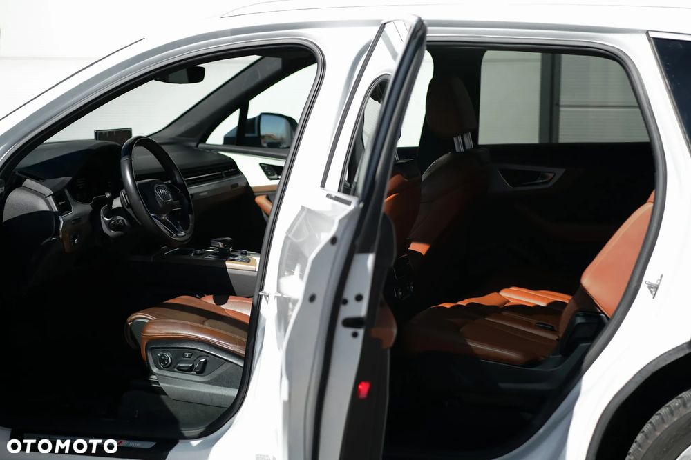 Audi Q7 - 16