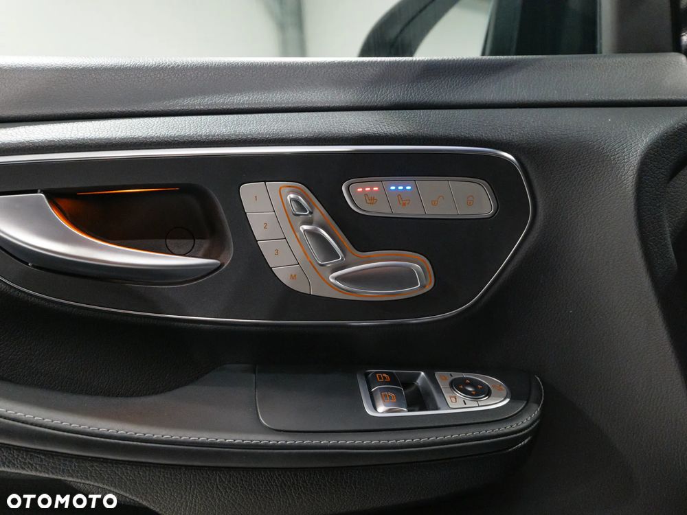 Mercedes-Benz Klasa V 300 d 4-Matic 9G-Tronic (ekstra d³) - 34