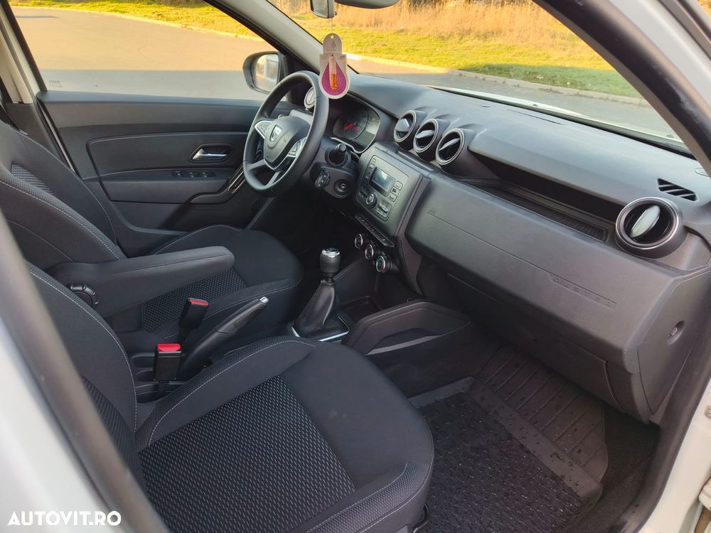 Dacia Duster 1.5 dCi 4WD Comfort - 11