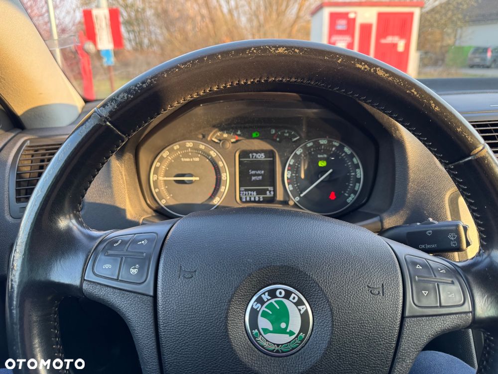 Skoda Octavia 1.9 TDI Elegance DSG - 9