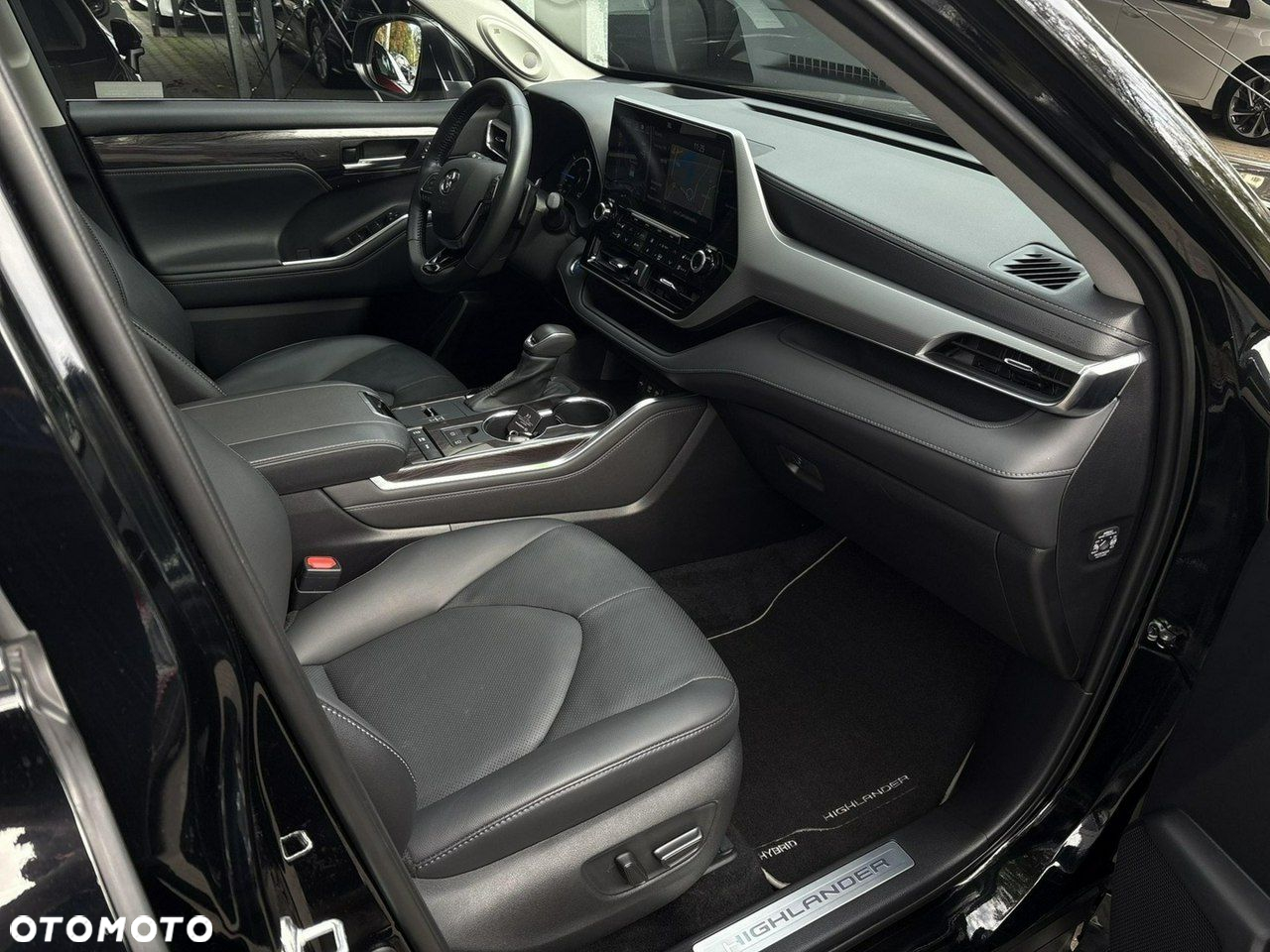 Toyota Highlander - 32