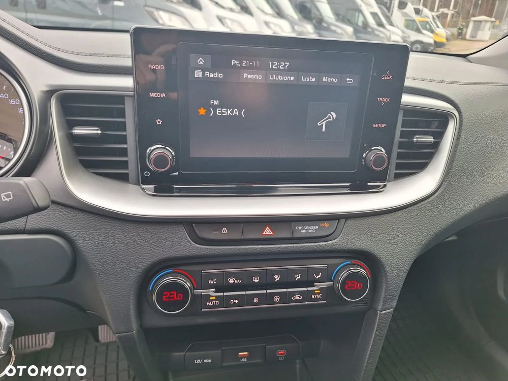 Kia Ceed 1.5 T-GDI M DCT - 12