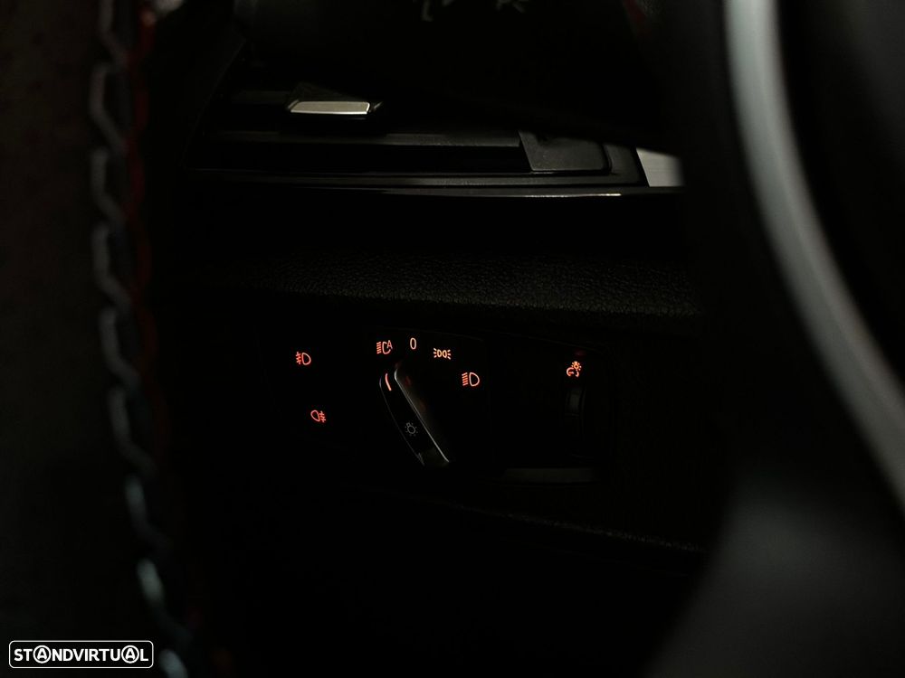 BMW 120 d Pack M Auto - 28