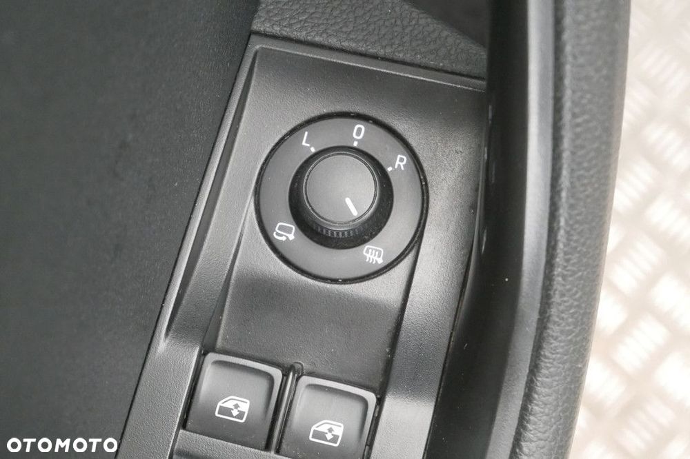 Skoda Superb 2.0 TSI Ambition DSG - 26