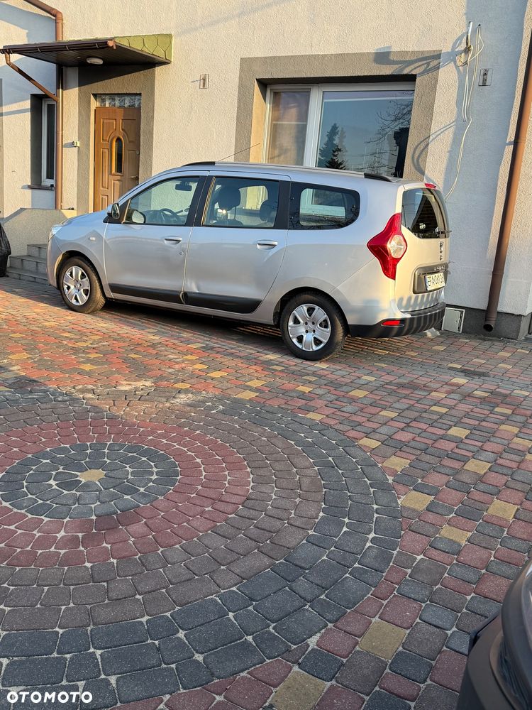 Dacia Lodgy 1.6 SCe Open S&S - 1