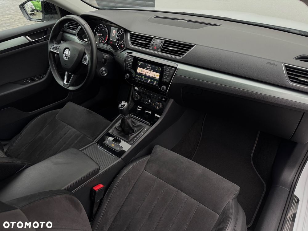 Skoda Superb 2.0 TDI Style - 26