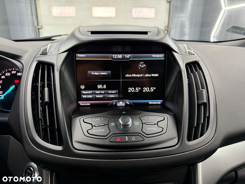 Ford Kuga 1.5 EcoBoost 2x4 Titanium - 17