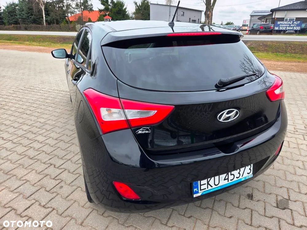 Hyundai i30 1.6 GDI Comfort - 12