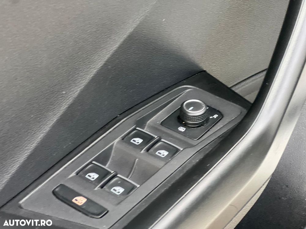 Volkswagen T-Roc 1.5 TSI DSG Style - 10