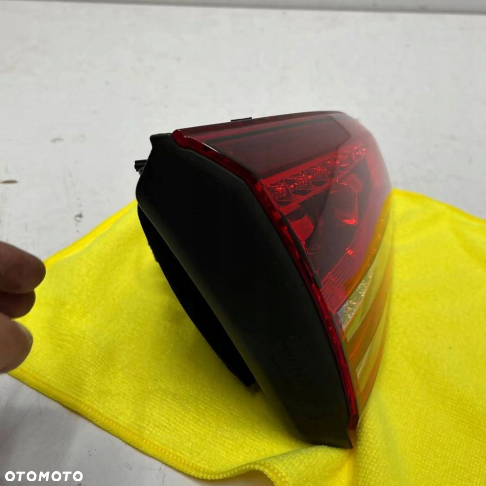 Volkswagen Golf VII HB Lampa w Klapę Lewa Tył Tylna 5G0945307F - 5