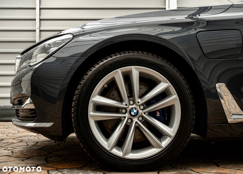 BMW Seria 7 740Li xDrive - 9