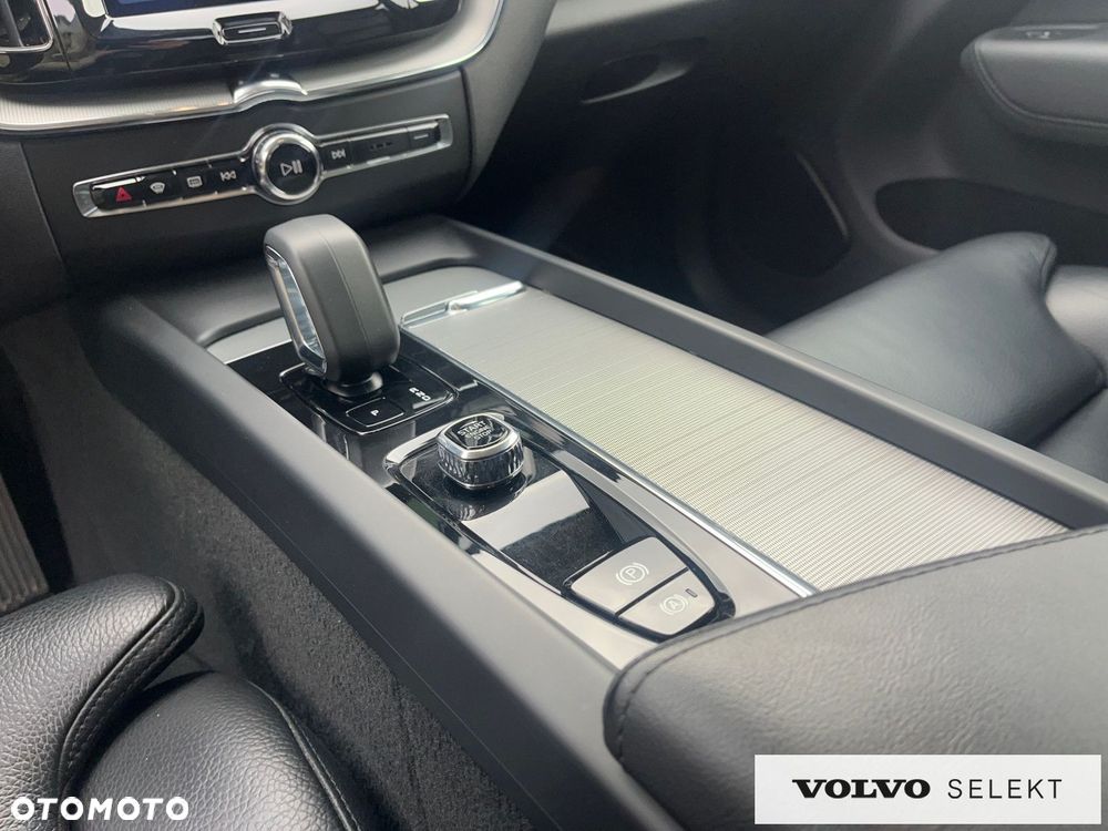 Volvo XC 60 - 12