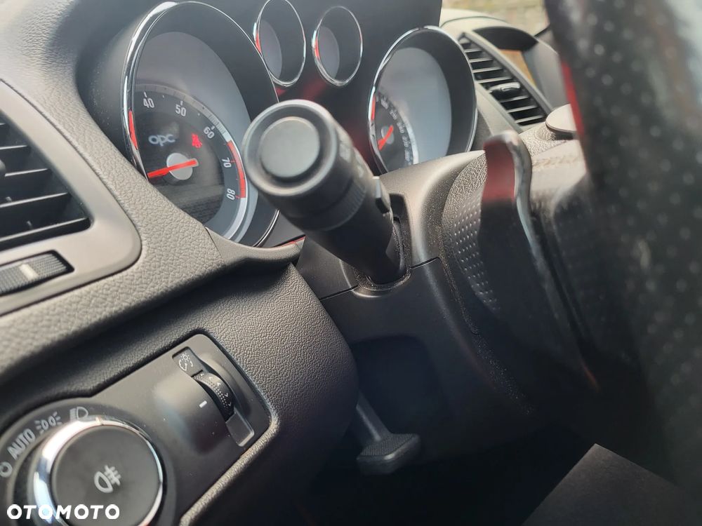 Opel Insignia 2.8 T V6 OPC - 21