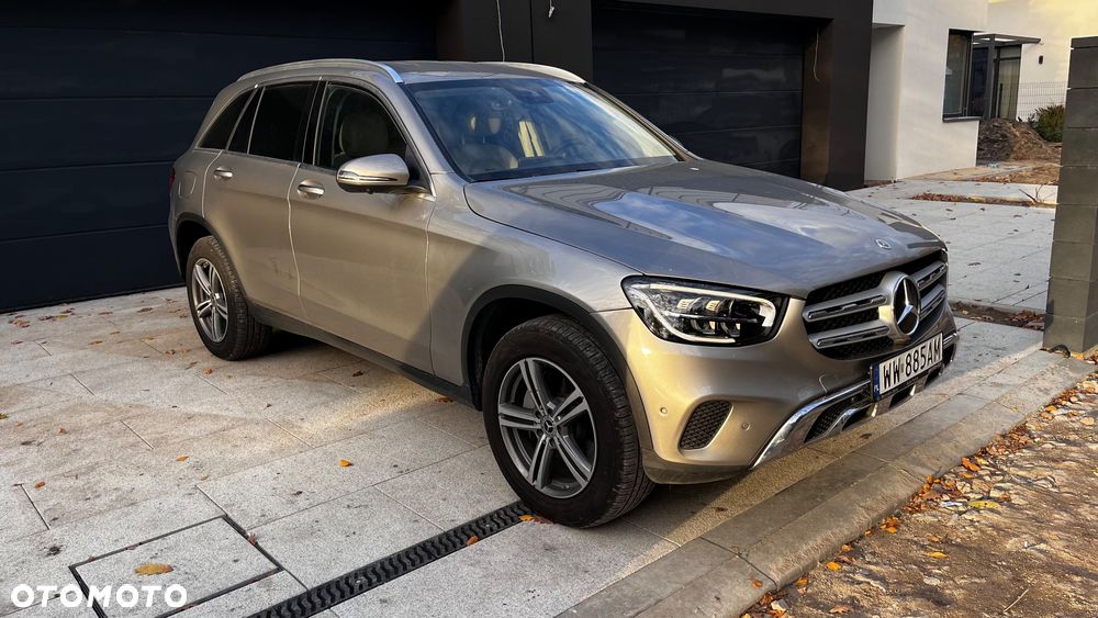 Mercedes-Benz GLC 300 4Matic 9G-TRONIC - 2
