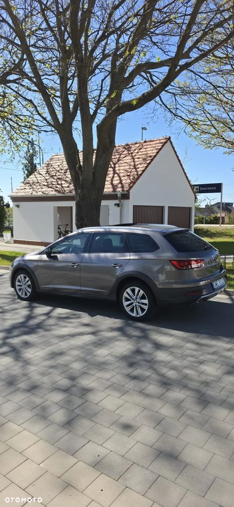 Seat Leon 2.0 TDI DPF Start&Stop DSG XCELLENCE - 3