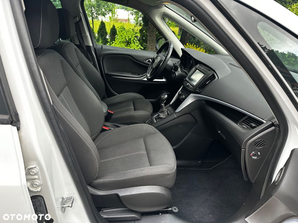 Opel Zafira 2.0 D (CDTI ecoFLEX) Start/Stop Business Innovation - 6