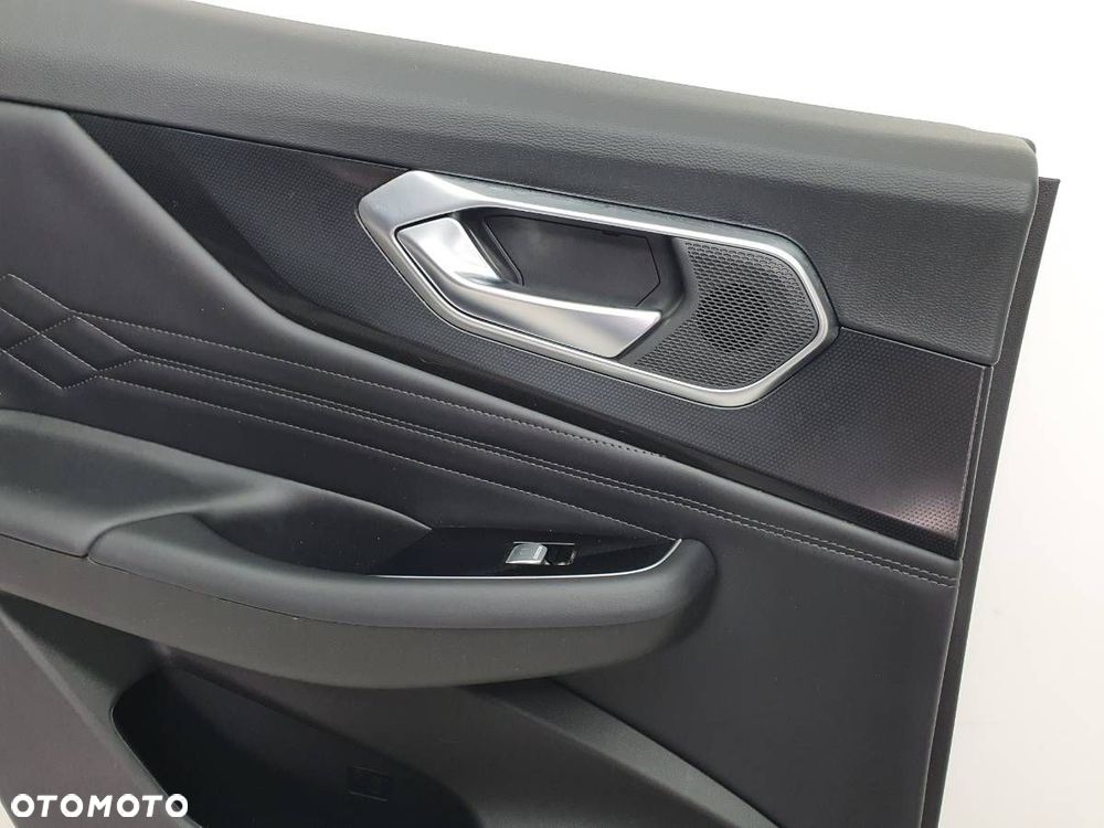 BOCZEK DRZWI TYŁ LEWY TAPICERKA BAIC BEIJIBG 7 X75 CZARNY 2024 - 2