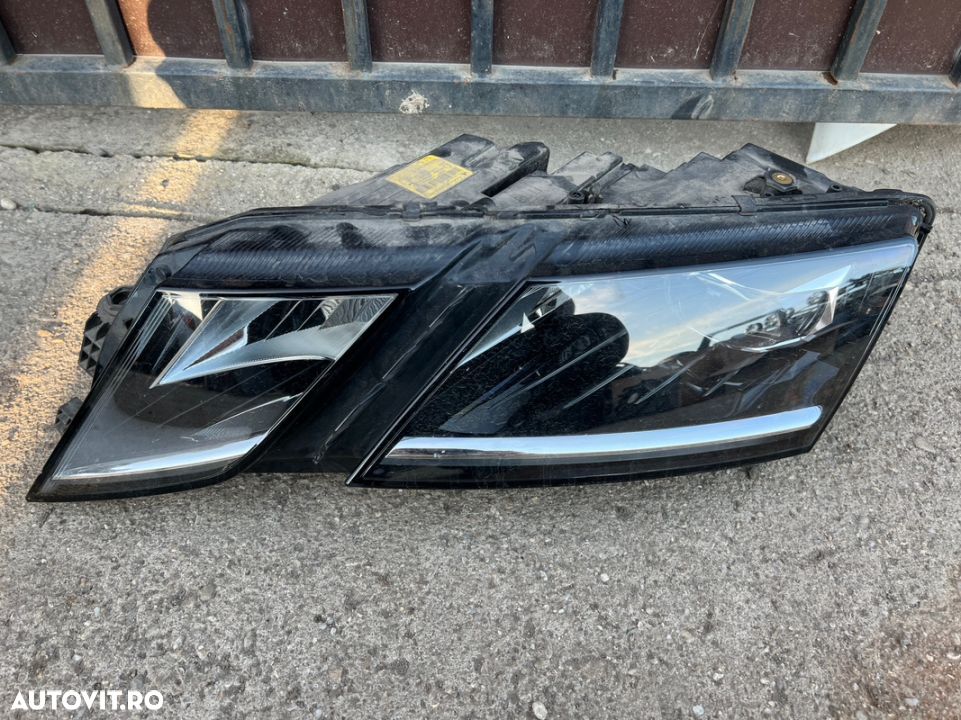 Far stanga Skoda Octavia 3 Facelift