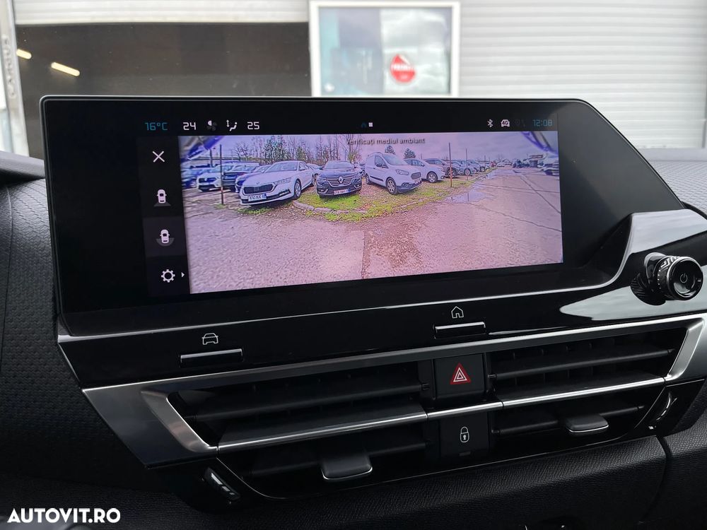 Citroën C4 PureTech 130 Stop&Start SHINE - 13