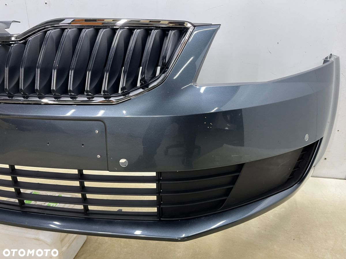 Zderzak przedni Skoda Octavia 3 III 12-16r. Przedlift przód 4XPDC 5E0807221 - 9