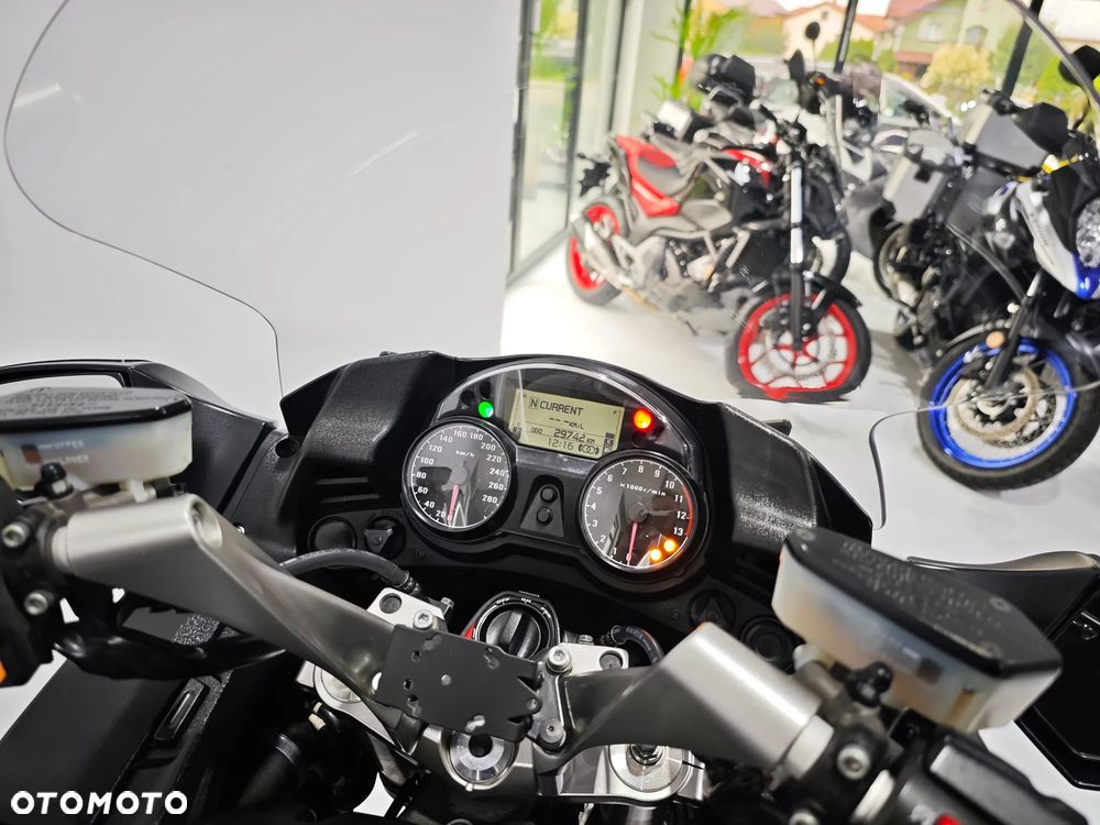 Kawasaki GTR - 5