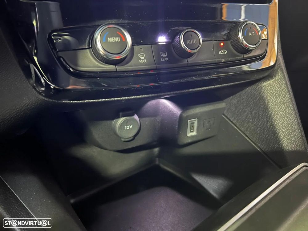 Opel Mokka 1.2 Hybrid GS eDCT - 28