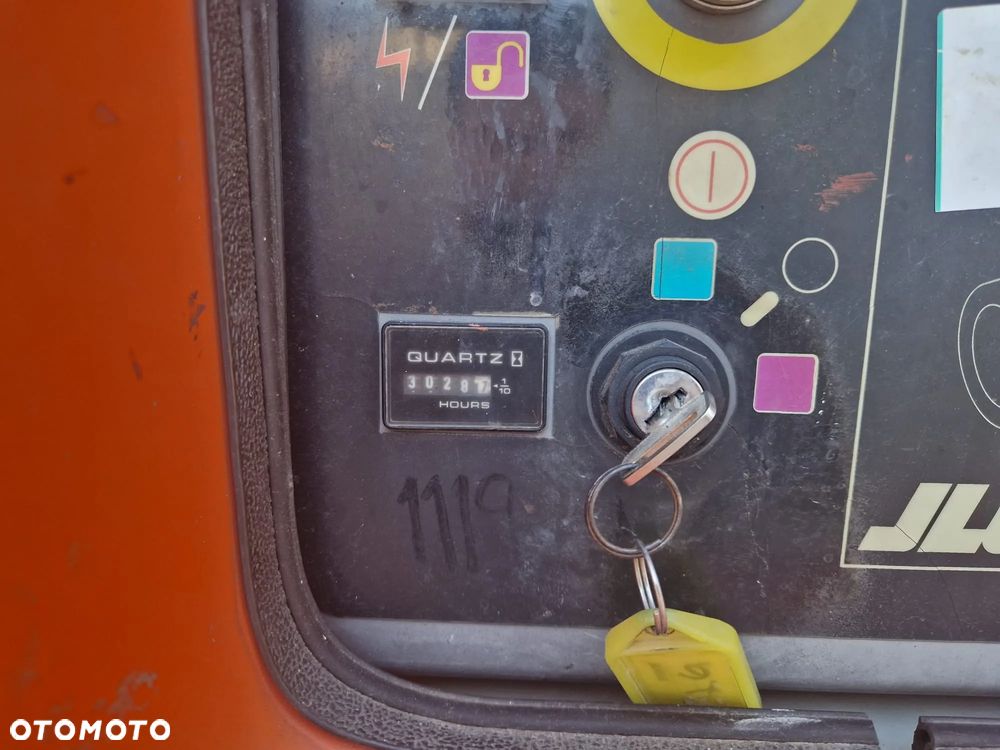 JLG 800AJ * podnośnik koszowy * wysokosc robocza 26,50 m * zwyżka * - 3