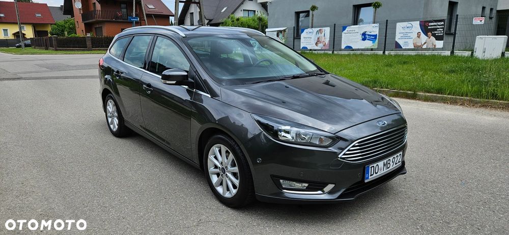 Ford Focus 1.0 EcoBoost Titanium - 1