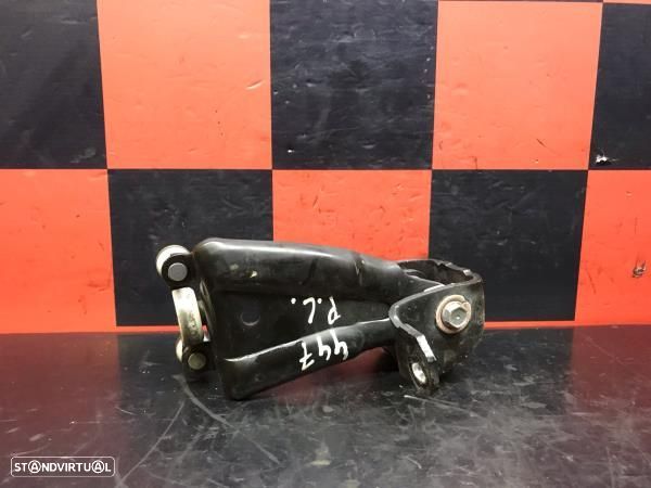 Guia Porta Lateral Mercedes-Benz Vito Caixa (W447) - 3