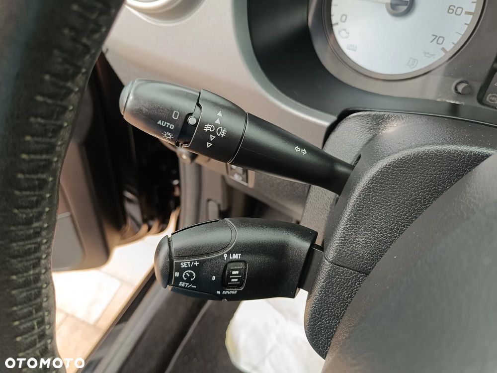 Citroën Berlingo Multispace BlueHDi 100 SELECTION - 24