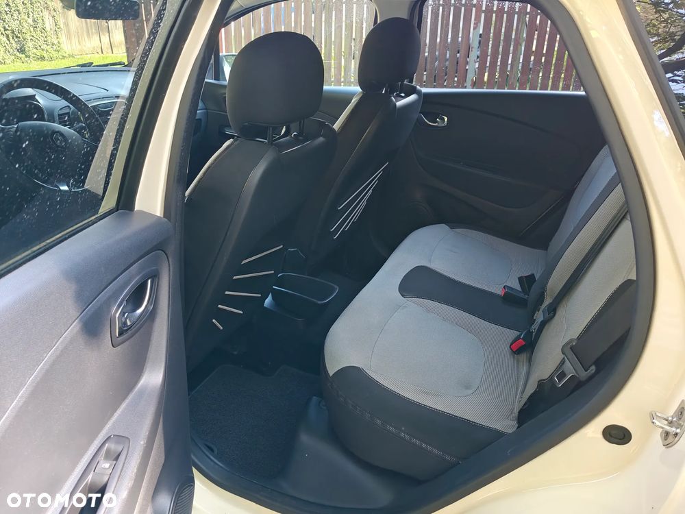 Renault Captur - 15