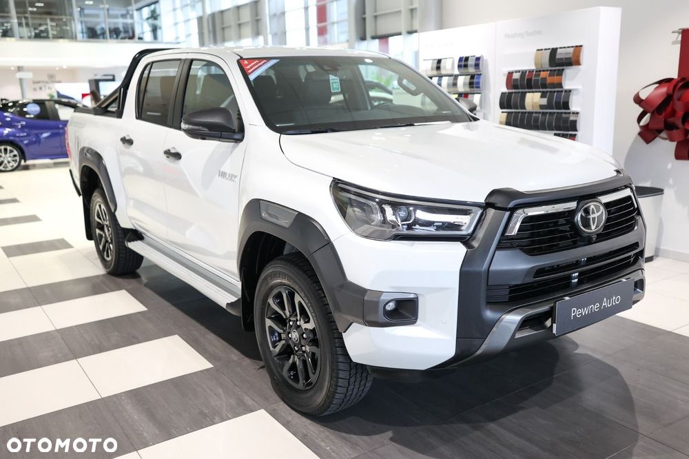 Toyota Hilux - 4