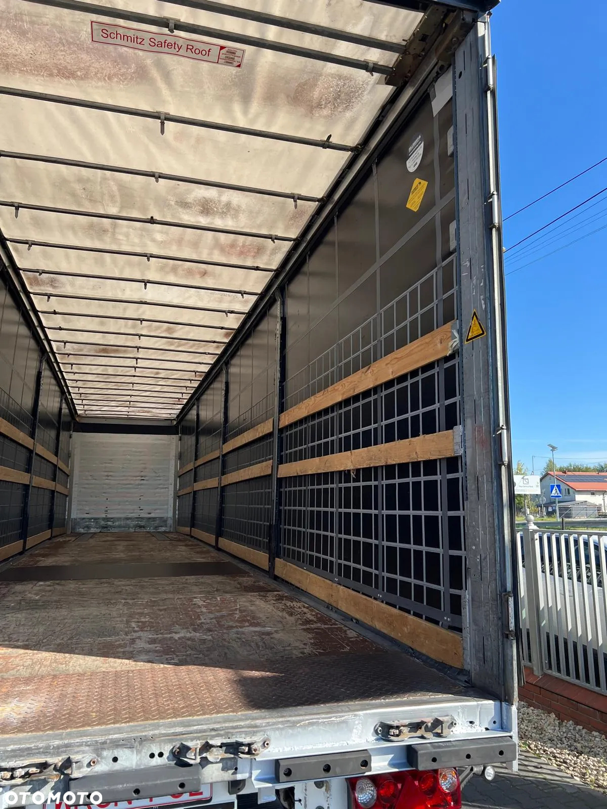 Schmitz Cargobull 2015 firanka wzmacniana plandeka winda bogato wyposażona wron-pol - 32