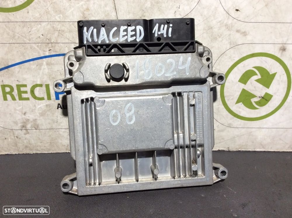 Centralina Ignição Kia Ceed  1.4i  108cv   39110-2B520 ano 2008 - 2