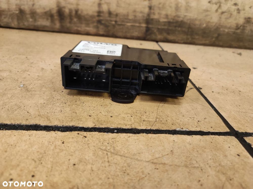 moduł sterownik klapy bagażnika v60 ii 2 18-r - 3