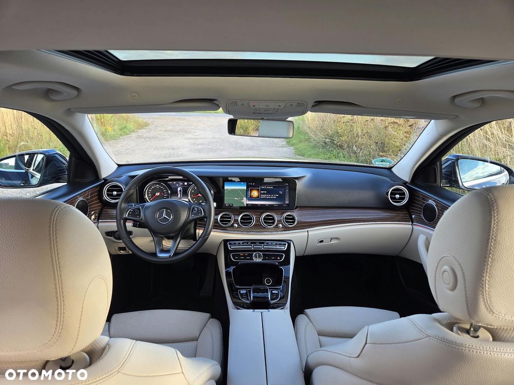 Mercedes-Benz Klasa E 200 9G-TRONIC Avantgarde - 5