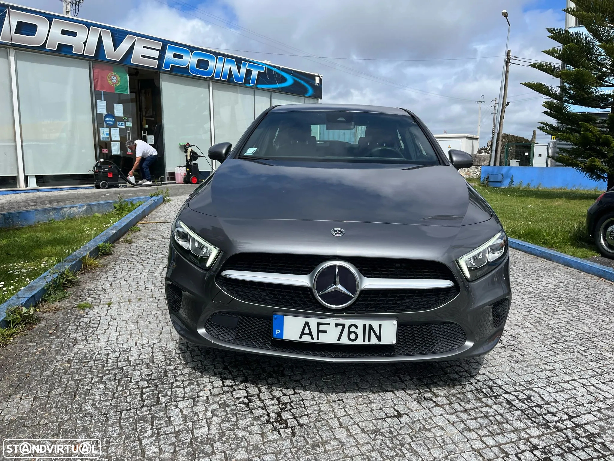 Mercedes-Benz A 250 e Style Plus - 4