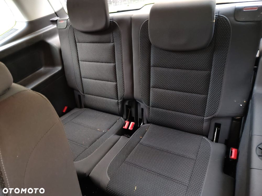 Volkswagen Touran 1.6 TDI DPF BlueMotion Technology DSG Life - 9