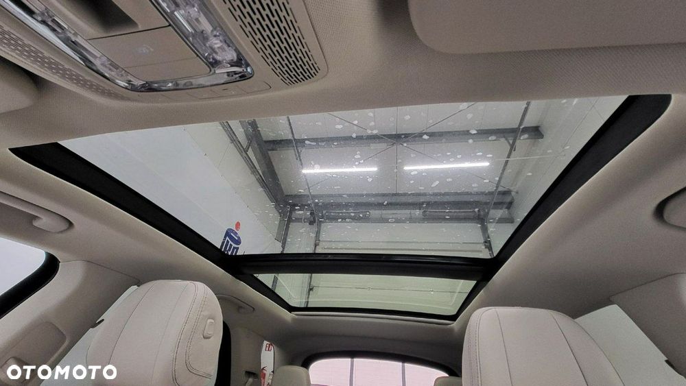 Mercedes-Benz GLE - 24