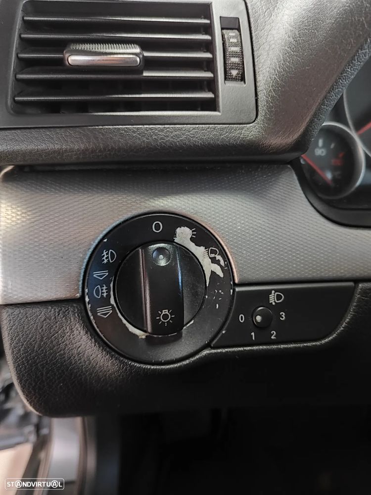 Audi A4 Avant 1.9 TDI m6 Exclusive - 28
