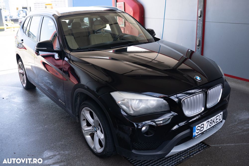 BMW X1 sDrive18d - 8