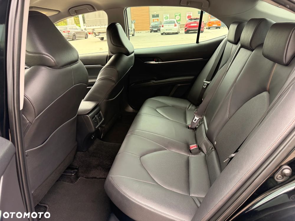 Toyota Camry 2.5 Hybrid Executive CVT - 15