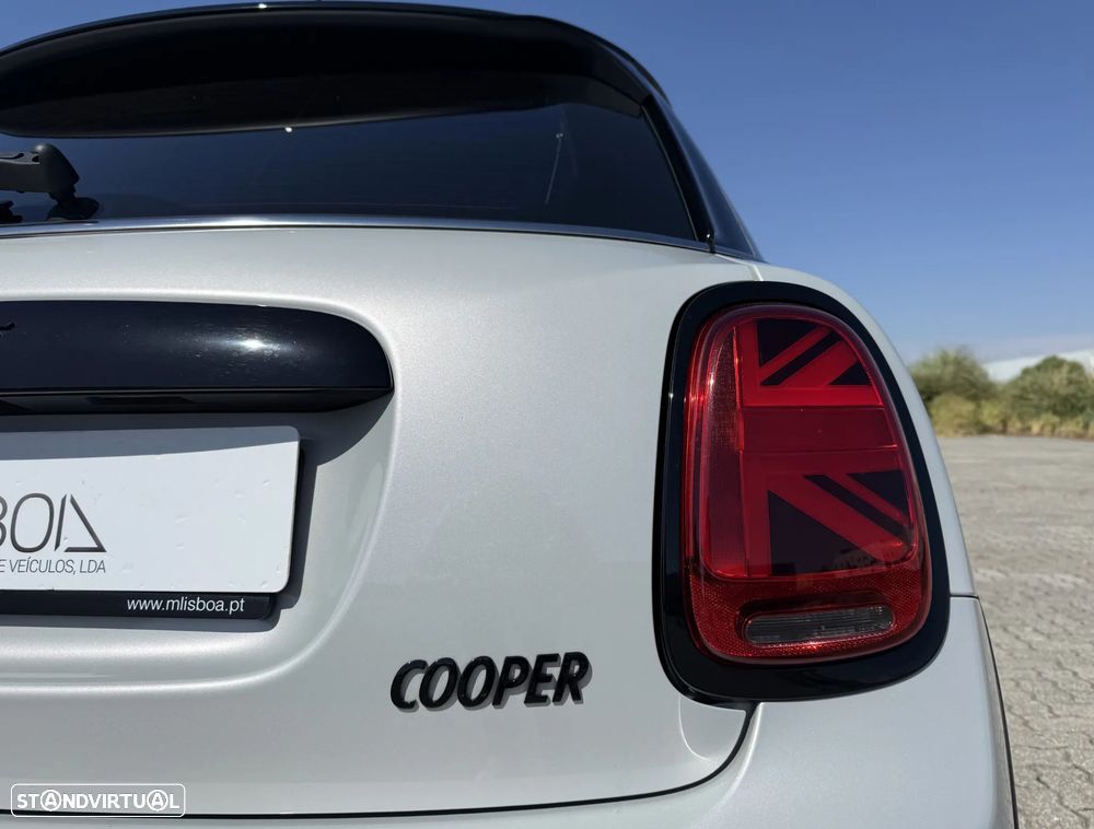 MINI 5 Portas Cooper Premium Plus JCW Auto - 21