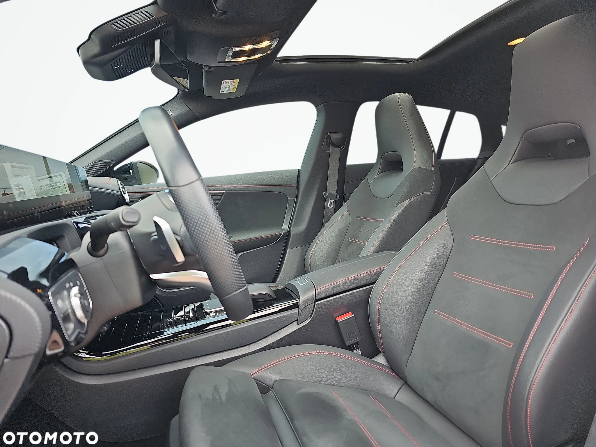 Mercedes-Benz CLA 200 d 4-Matic 8G-DCT - 11