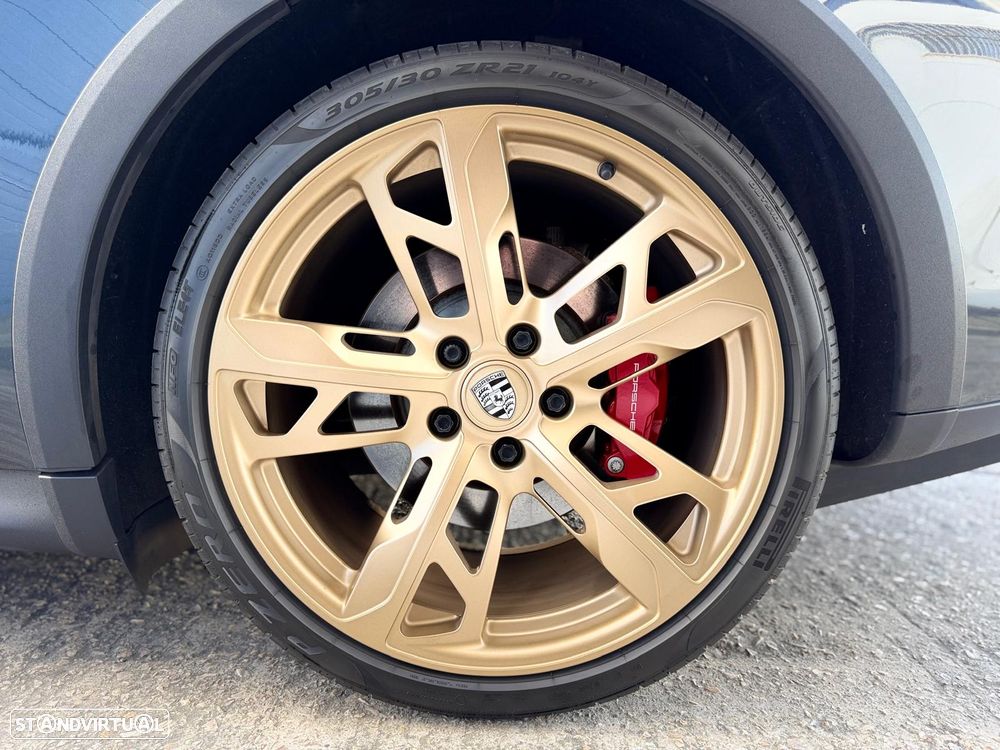 Porsche Taycan Cross Turismo 4S - 54