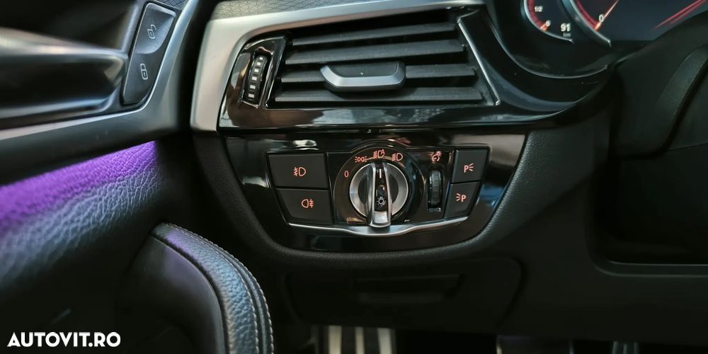 BMW Seria 5 520d Aut. - 25