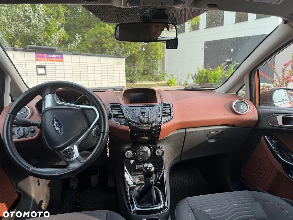 Ford Fiesta - 7