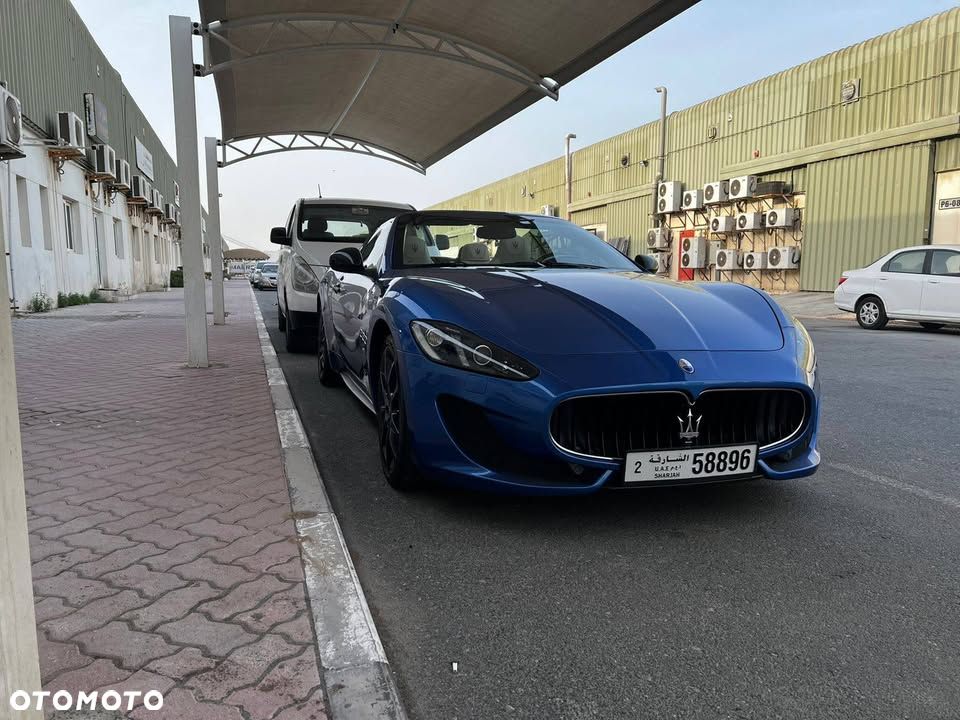 Maserati GranCabrio - 10