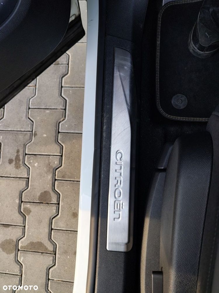 Citroën C5 Aircross 1.2 PureTech Shine EAT8 - 24